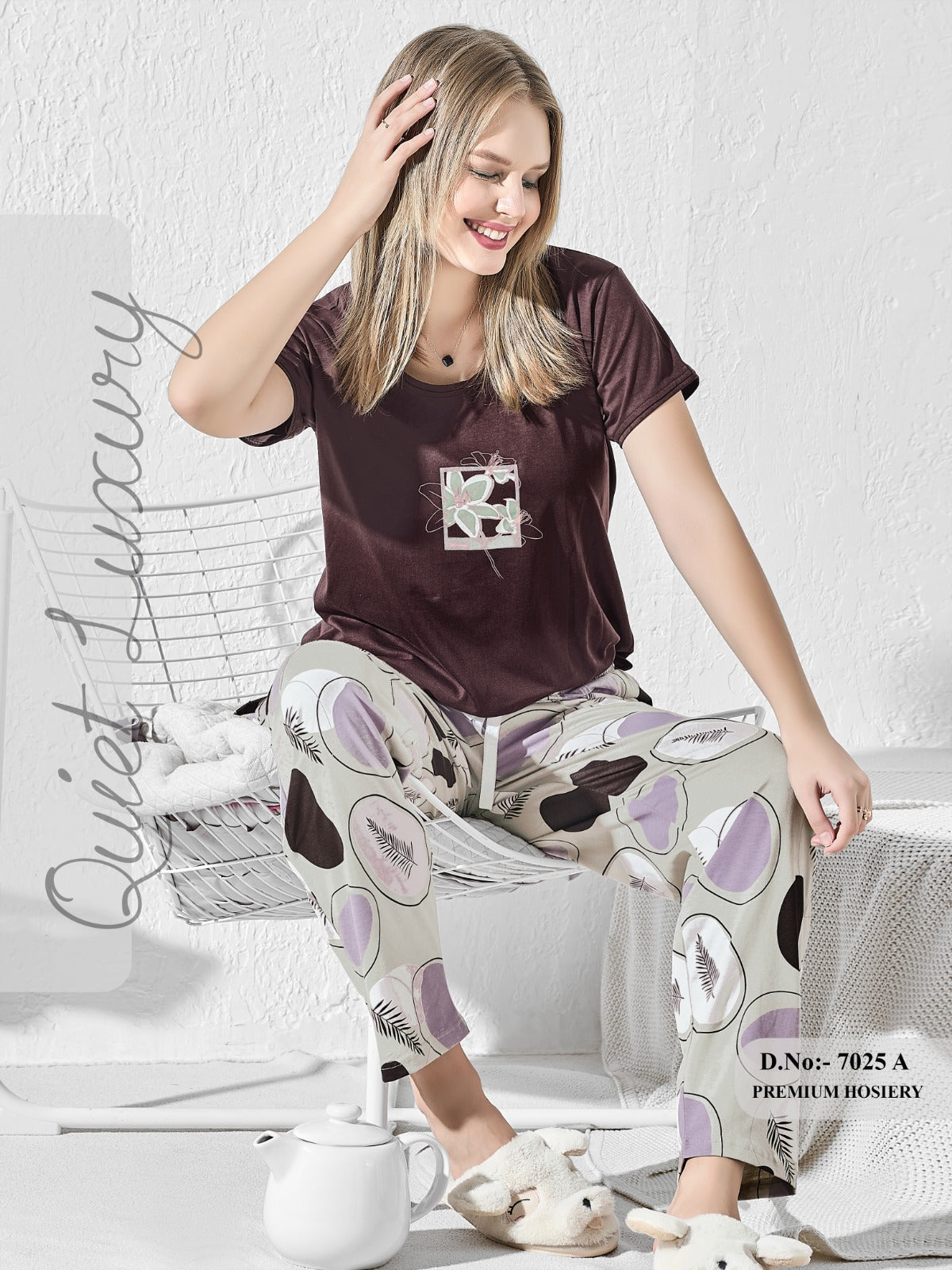 7025A NIGHT SUIT